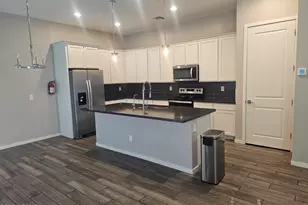 901 S Smith Rd, Tempe, AZ 85281 - Photo 3