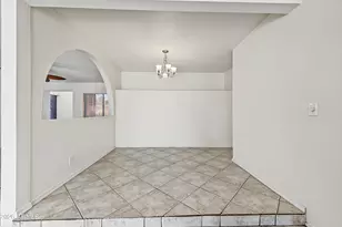 8610 N 42nd Dr, Phoenix, AZ 85051 - Photo 9
