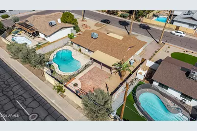 8610 N 42nd Drive, Phoenix, AZ 85051 - Photo 37