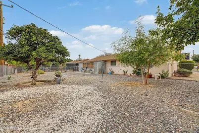 12019 N 107th Avenue, Sun City, AZ 85351 - Photo 29