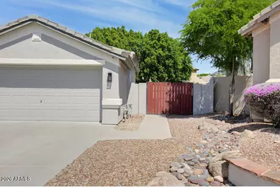 25432 N 72nd Drive, Peoria, AZ 85383 - Photo 11