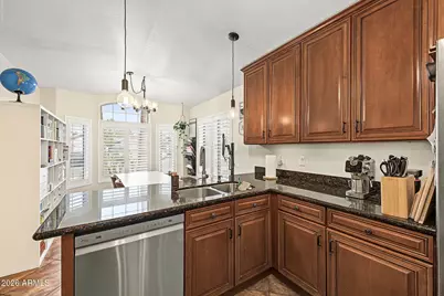 731 E Park Avenue, Chandler, AZ 85225 - Photo 15
