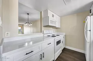 4701 N 68th St, Scottsdale, AZ 85251 - Photo 9