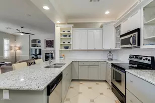 7445 E Eagle Crest Dr, Mesa, AZ 85207 - Photo 13