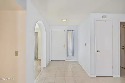 2336 W Highland Court, Chandler, AZ 85224 - Photo 15