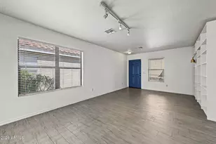18611 North 22nd St, Phoenix, AZ 85024 - Photo 3