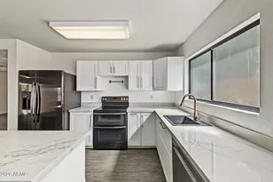 18611 North 22nd St, Phoenix, AZ 85024 - Photo 11