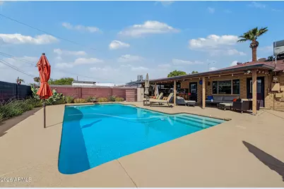 8119 E Mitchell Drive, Scottsdale, AZ 85251 - Photo 25