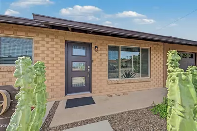 8119 E Mitchell Drive, Scottsdale, AZ 85251 - Photo 5