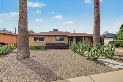 8119 E Mitchell Drive, Scottsdale, AZ 85251 - Photo 3