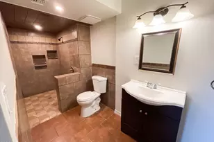 4253 E Vineyard Rd, Phoenix, AZ 85042 - Photo 7