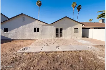 4253 E Vineyard Road, Phoenix, AZ 85042 - Photo 5
