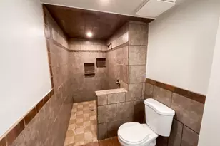 4253 E Vineyard Rd, Phoenix, AZ 85042 - Photo 9