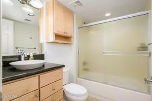 12212 N Paradise Vlg Pkwy S, Phoenix, AZ 85032 - Photo 13