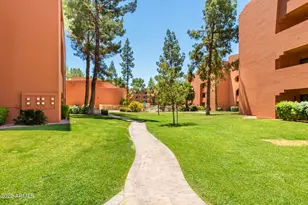 12212 N Paradise Vlg Pkwy S, Phoenix, AZ 85032 - Photo 37