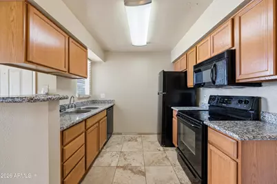 4410 N Longview Avenue #215, Phoenix, AZ 85014 - Photo 11