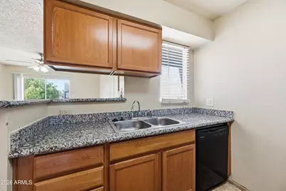 4410 N Longview Avenue #215, Phoenix, AZ 85014 - Photo 15