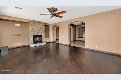 2703 W Languid Lane, Phoenix, AZ 85086 - Photo 11
