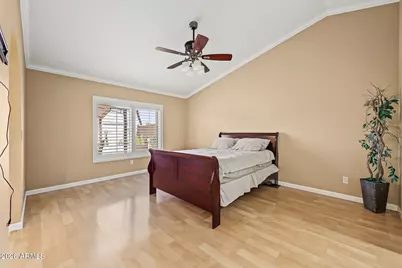11038 W Runion Drive, Sun City, AZ 85373 - Photo 13