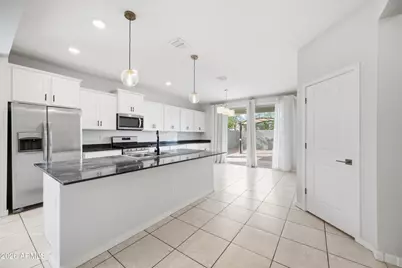 4240 W Coneflower Lane, San Tan Valley, AZ 85144 - Photo 5