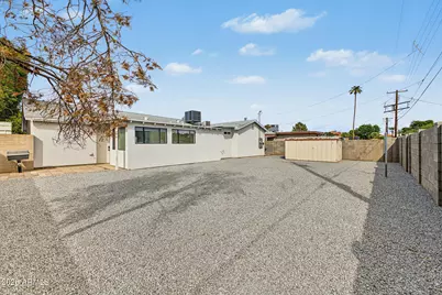 7525 E Moreland Street, Scottsdale, AZ 85257 - Photo 27