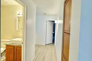 3040 E Wahalla Ln, Phoenix, AZ 85050 - Photo 13