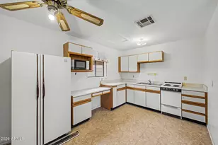 16602 N 43rd St, Phoenix, AZ 85032 - Photo 37