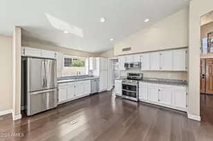 1218 E Azure Sea Ln, Gilbert, AZ 85234 - Photo 3