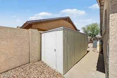 2401 W Silver Streak Way, San Tan Valley, AZ 85144 - Photo 35