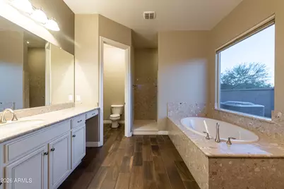 10058 W White Feather Lane, Peoria, AZ 85383 - Photo 39