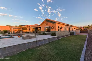 10058 W White Feather Ln, Peoria, AZ 85383 - Photo 11