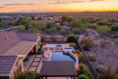 10058 W White Feather Lane, Peoria, AZ 85383 - Photo 3