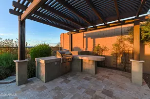 10058 W White Feather Ln, Peoria, AZ 85383 - Photo 7