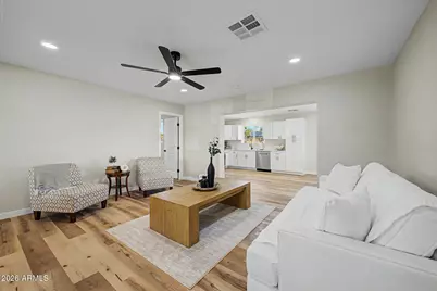 2532 W Columbine Drive, Phoenix, AZ 85029 - Photo 9