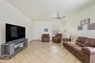 8802 S 9th St, Phoenix, AZ 85042 - Photo 7