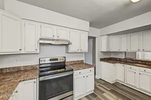 1005 W Danbury Rd, Phoenix, AZ 85023 - Photo 11