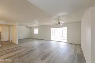 4635 W Laurel Ln, Glendale, AZ 85304 - Photo 9