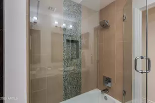 925 E Waltann Ln, Phoenix, AZ 85022 - Photo 37