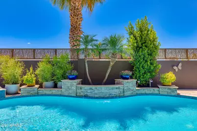 925 E Waltann Lane, Phoenix, AZ 85022 - Photo 43