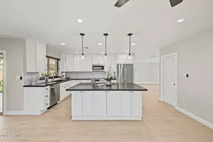 1650 W Loma Ln, Phoenix, AZ 85021 - Photo 7