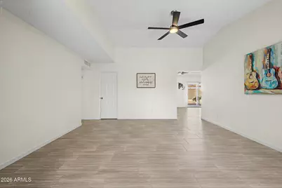10402 W Harmont Drive, Peoria, AZ 85345 - Photo 9