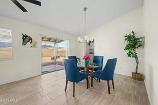 10402 W Harmont Dr, Peoria, AZ 85345 - Photo 13