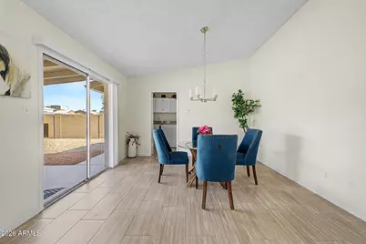 10402 W Harmont Drive, Peoria, AZ 85345 - Photo 11