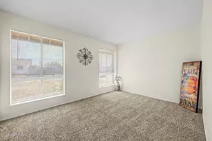 10402 W Harmont Dr, Peoria, AZ 85345 - Photo 25