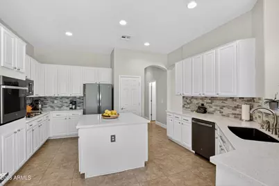 138 E Mary Lane, Gilbert, AZ 85295 - Photo 11