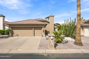 10918 E Navajo Dr, Sun Lakes, AZ 85248 - Photo 1