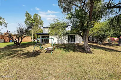 658 W Port Au Prince Lane, Phoenix, AZ 85023 - Photo 31