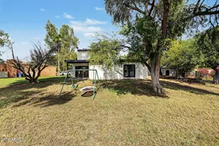 658 W Port Au Prince Ln, Phoenix, AZ 85023 - Photo 31