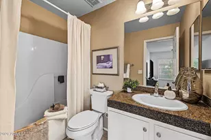 8905 E Yucca St, Scottsdale, AZ 85260 - Photo 29