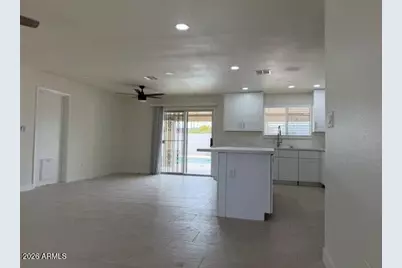 12016 N 34th Place, Phoenix, AZ 85028 - Photo 5